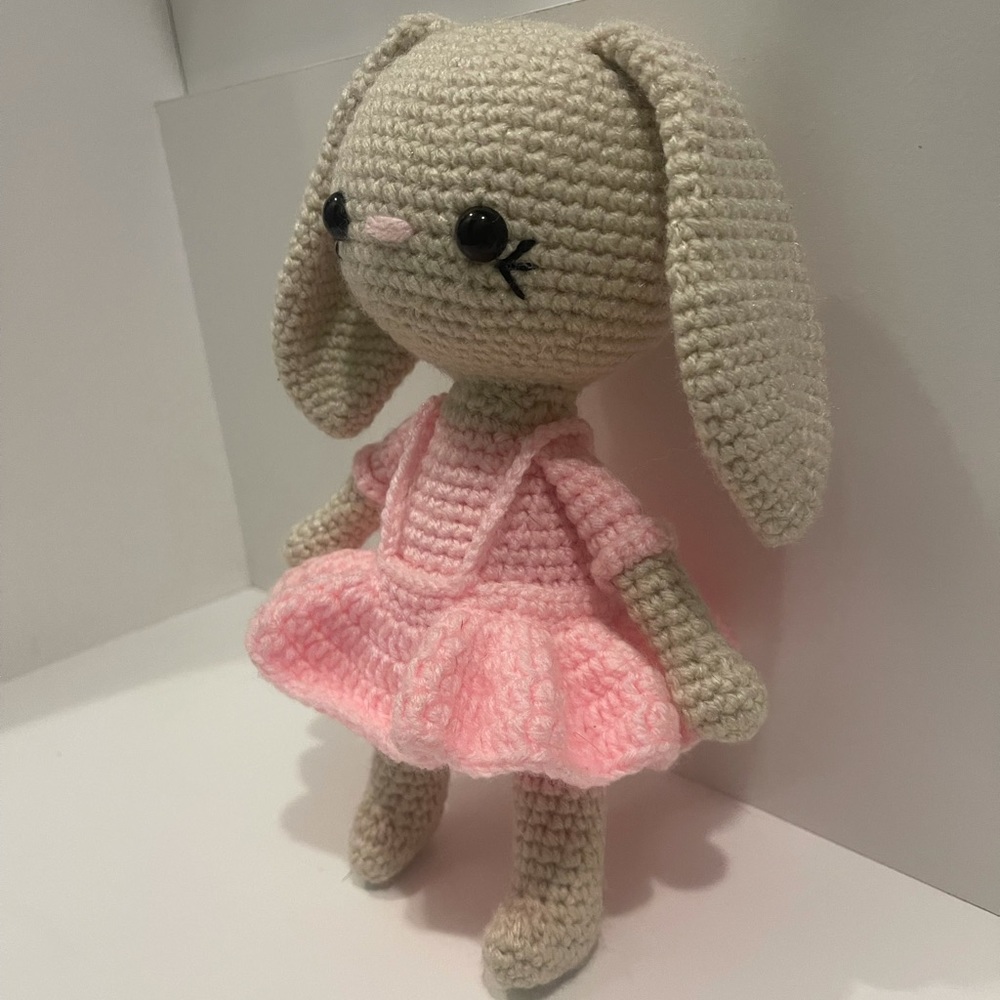 Beatrice and Benjamin Bunny - Handmade Amigurumi crochet 🧶 - Picture 7 of 9